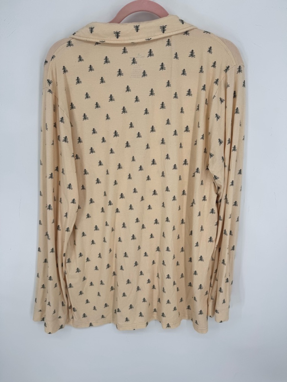 Little One Shop Cream Button-Up Bamboo Pajama Top with Tree Print Size Large - Picture 2 of 4